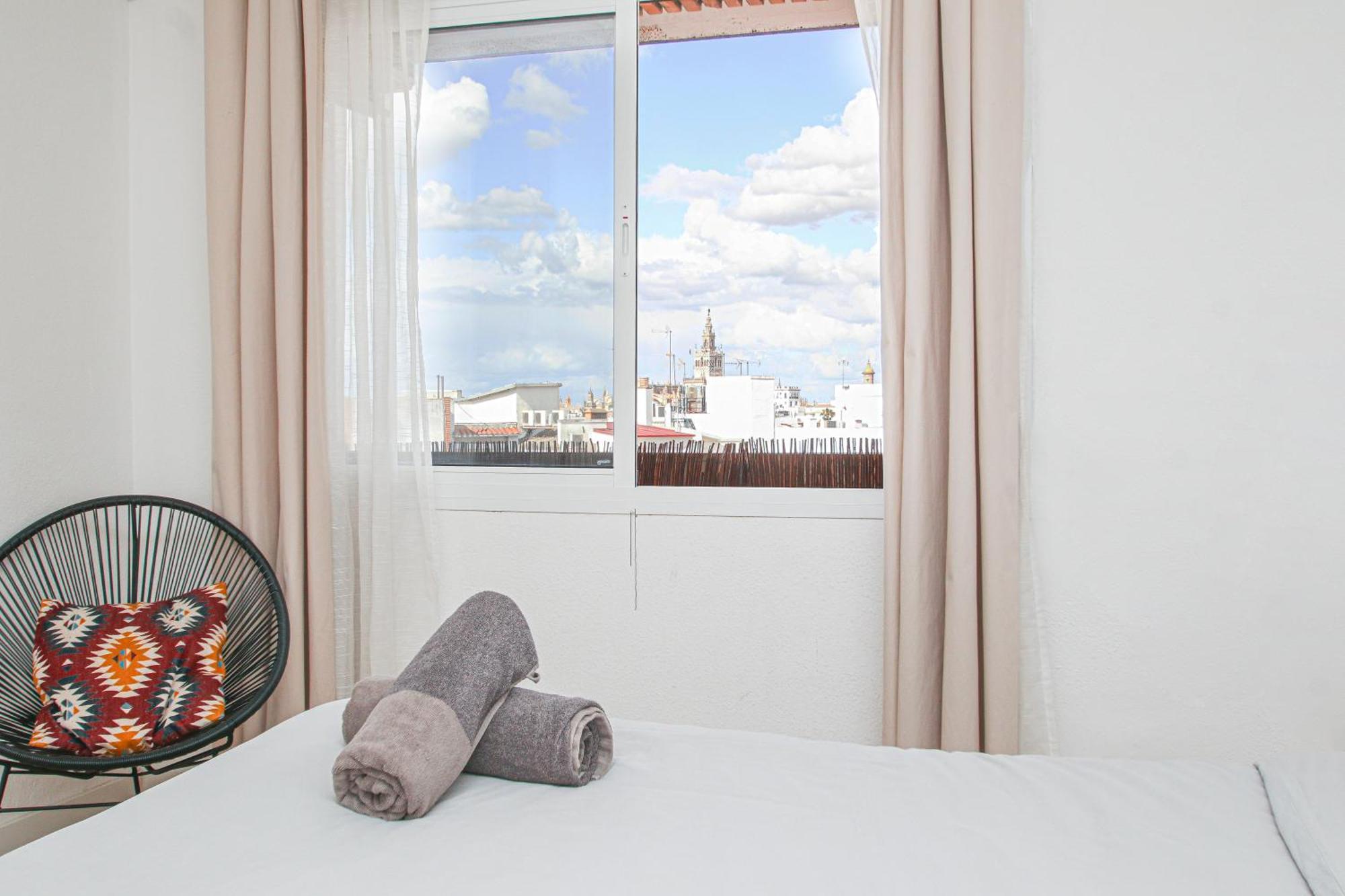 Stunning Apt W Views To Giralda - 15 Minutes Walk Siviglia Esterno foto