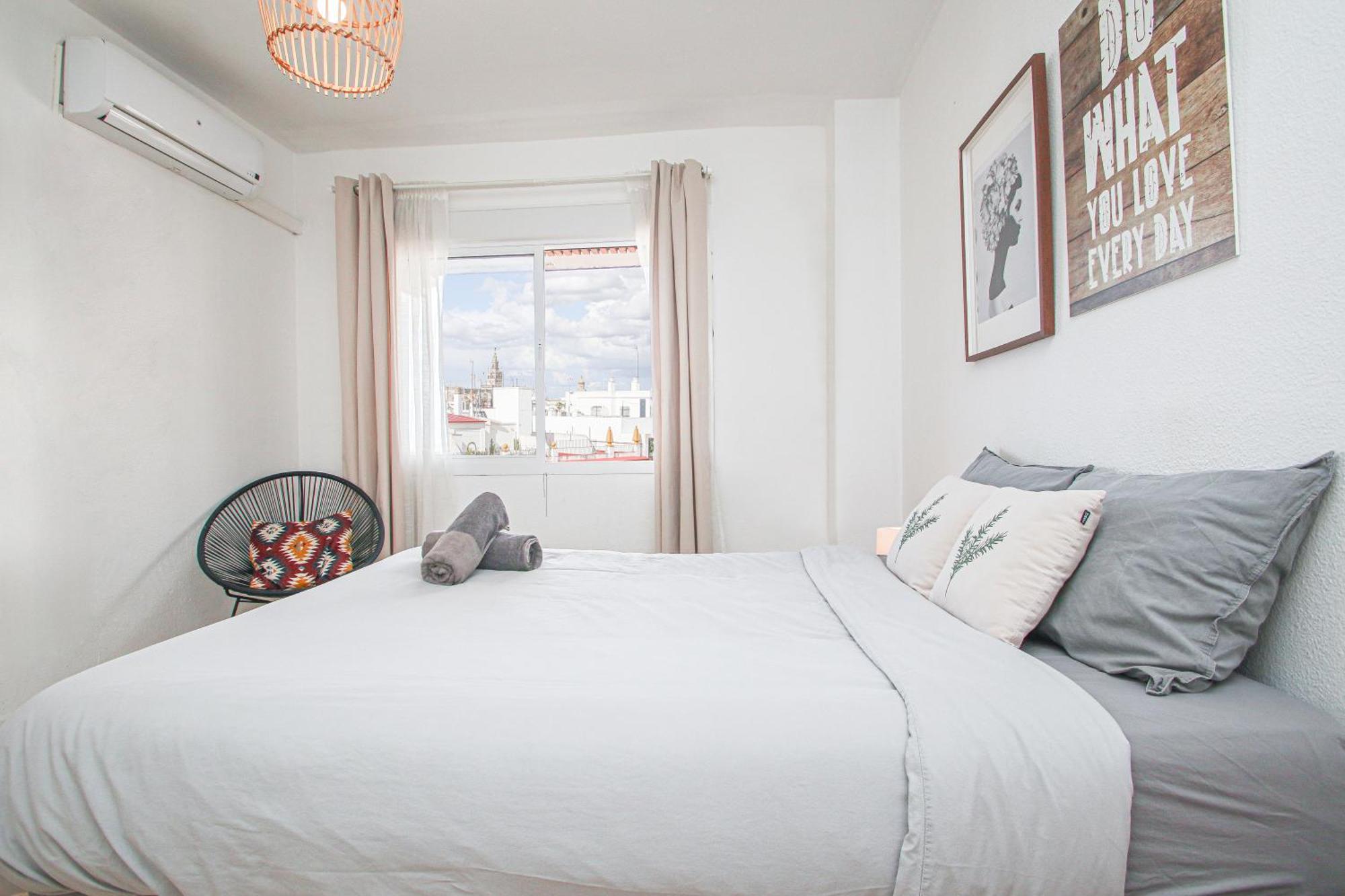 Stunning Apt W Views To Giralda - 15 Minutes Walk Siviglia Esterno foto